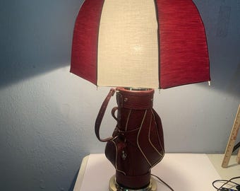 Golf Bag Umbrella Shade Table Lamp Bar 70s 33 in Tall Glenlivet Scotch Marron