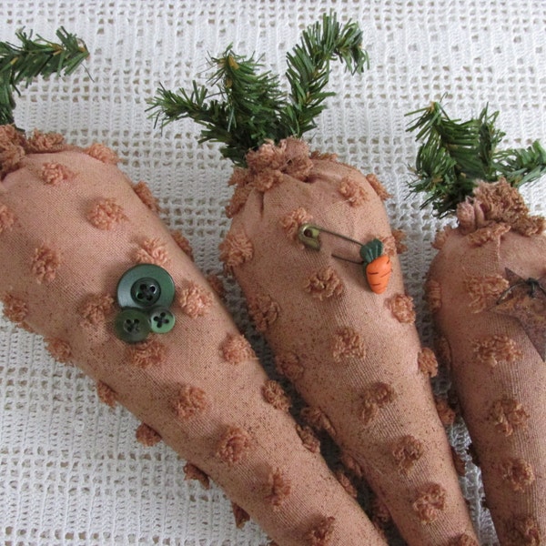 Primitive Carrot bowl fillers, Make Dos, Spring Easter Prim Carrots, buttons, rusty star, 3 chenille fabric carrots with greenery tops