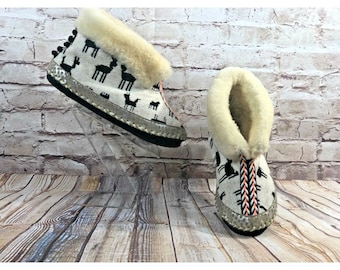 lamb fur lined woven booties sz 6 lama print boho suede bottom leather trim