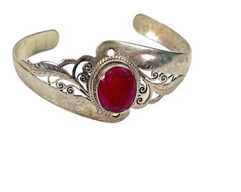 vtg 925 Sterling Silver Filigree and Ruby Statement Cuff Bracelet 7/8