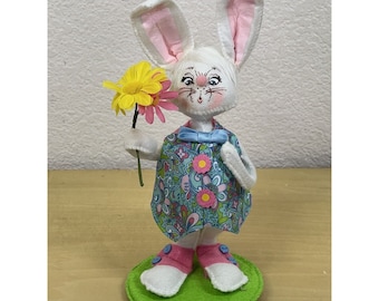 Annalee 2013 Easter Boy Bunny 8" White Rabbit Doll Spring Easter Flowers