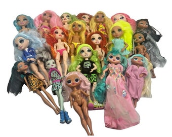 mixed lot of 19 collectable dolls rainbow mga, na na surprise, and monster high