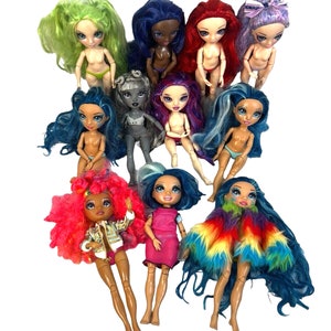 Gemengde pop Rainbow High Veel 11 hoge MGA-modepoppen met scharnieren om te verzamelen