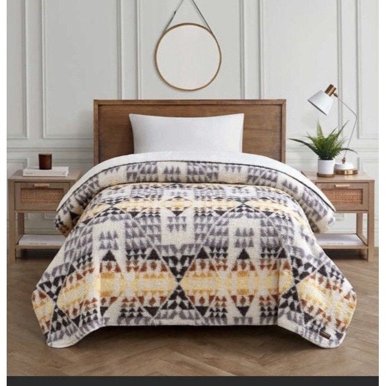 PENDLETON Sherpa Fleece Blanket Throw Arrow Point Gray Twin 66 X 92 Etsy