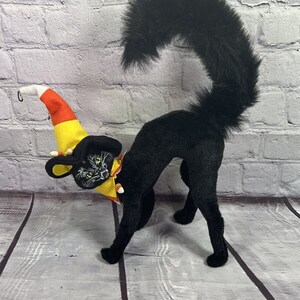 2009 Analee artist doll Halloween scaredy cat hand painted 16 x 9