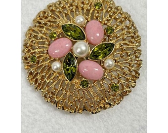 Grande broche vintage Sarah Coventry en perles et pierres précieuses dorées, 1969