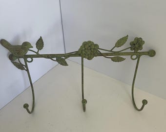 Vintage Wrought Iron Bird Floral 3-Hook Coat Rack – Green Patina Entryway Holder