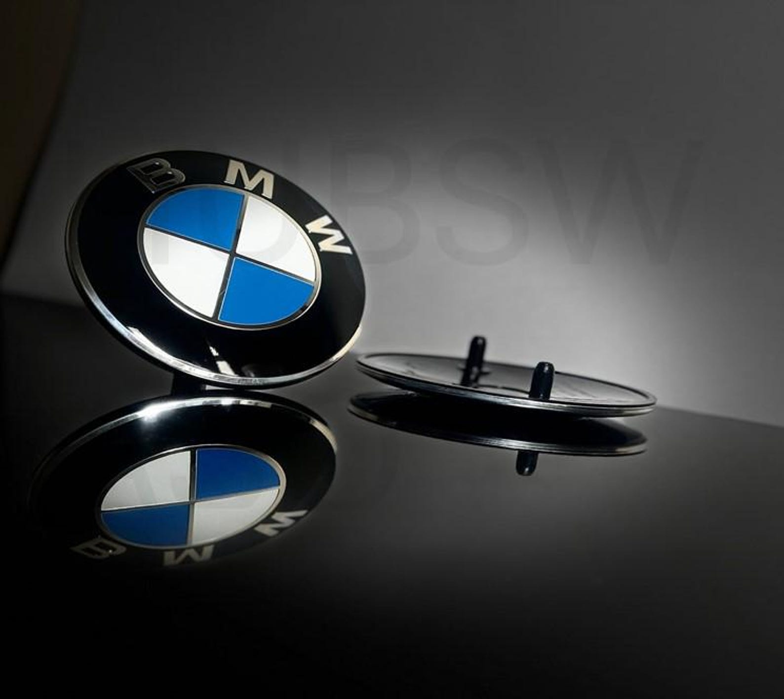82MM & 74MM BMW Blue / Black Front Bonnet Boot Trunk Badge for 1 3 5 7 ...