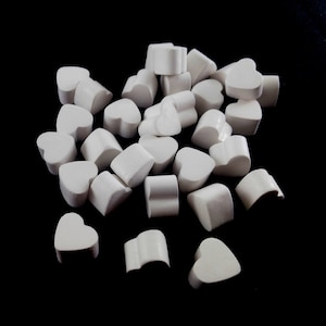 Set di 50 cuori gesso bianco, bomboniera in gesso o segnaposto per matrimonio, compleanno, battesimo, prima comunione, cresima, decorazione