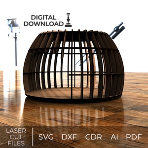 Può includere: Download digitale di file di taglio laser per una struttura a cupola di cartone fai-da-te. I file sono disponibili nei formati SVG, DXF, CDR, AI e PDF.
