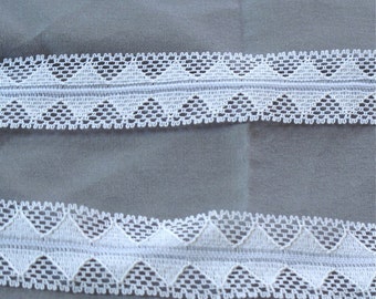 3 YDS White Chevron Vintage Fold-Over Sewing Lace, Notions, Flat Trim, ZigZag Lace, Notions,  Lingerie Lace, 1" Lace,  3 yards