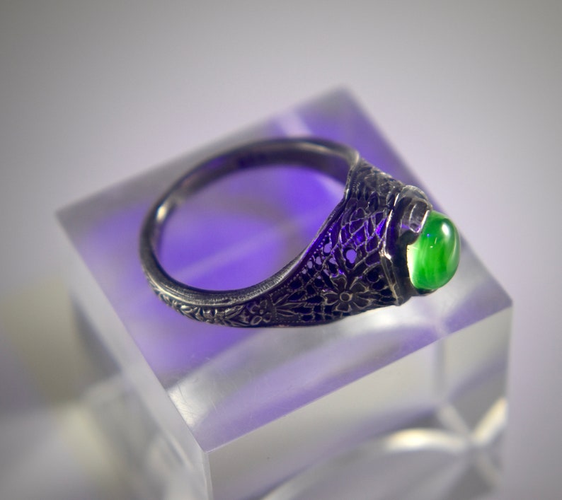 Uranium Glass Floral Filagree Art Nouveau Ring image 5