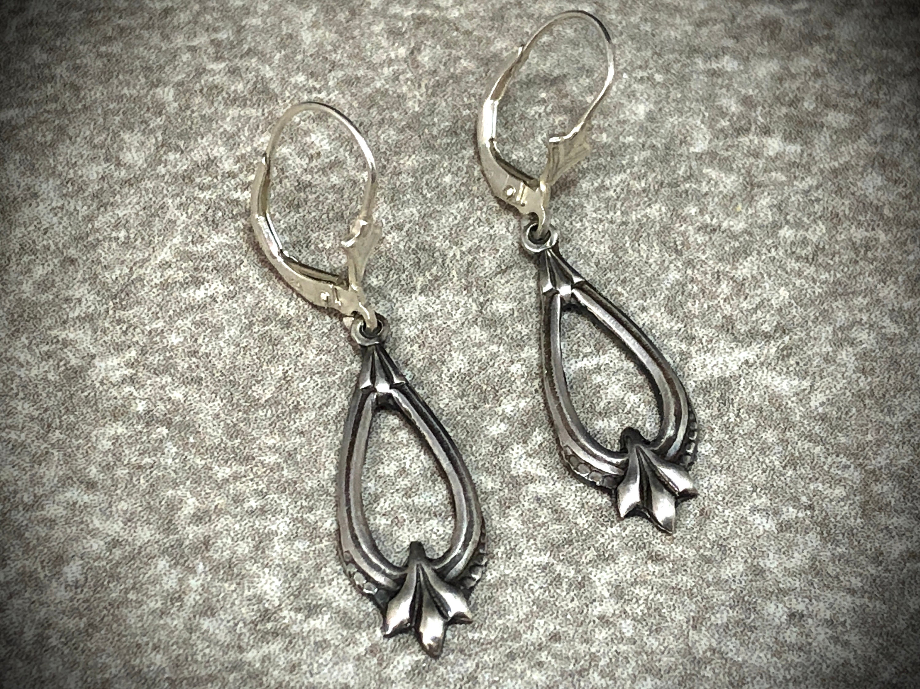 Small Sterling Silver Peace Sign Earrings - Etsy