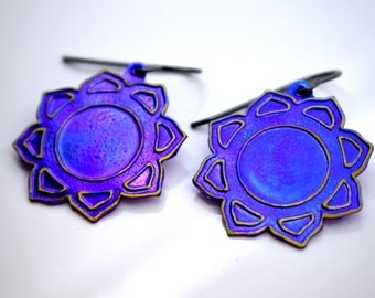 Hand Made Niobium Bright Blue/Violet & Gold  Stylized Lotus Art Jewelry Earrings