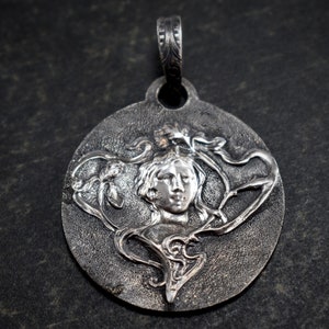 Art Nouveau Beauty Lady Lily Design Sterling Silver Pendant