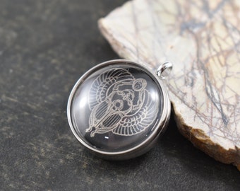 Engraved Vintage Egyptian Revival Scarab Set In A Magnifying Locket Pendant