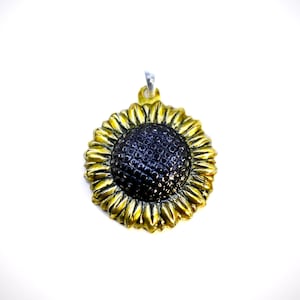 Aluminum Lightweight Sunflower Design Pendant