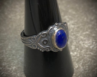 Art Jewelry Classic Sterling Silver Victorian Nobel Ring With Natural Lapis Lazuli