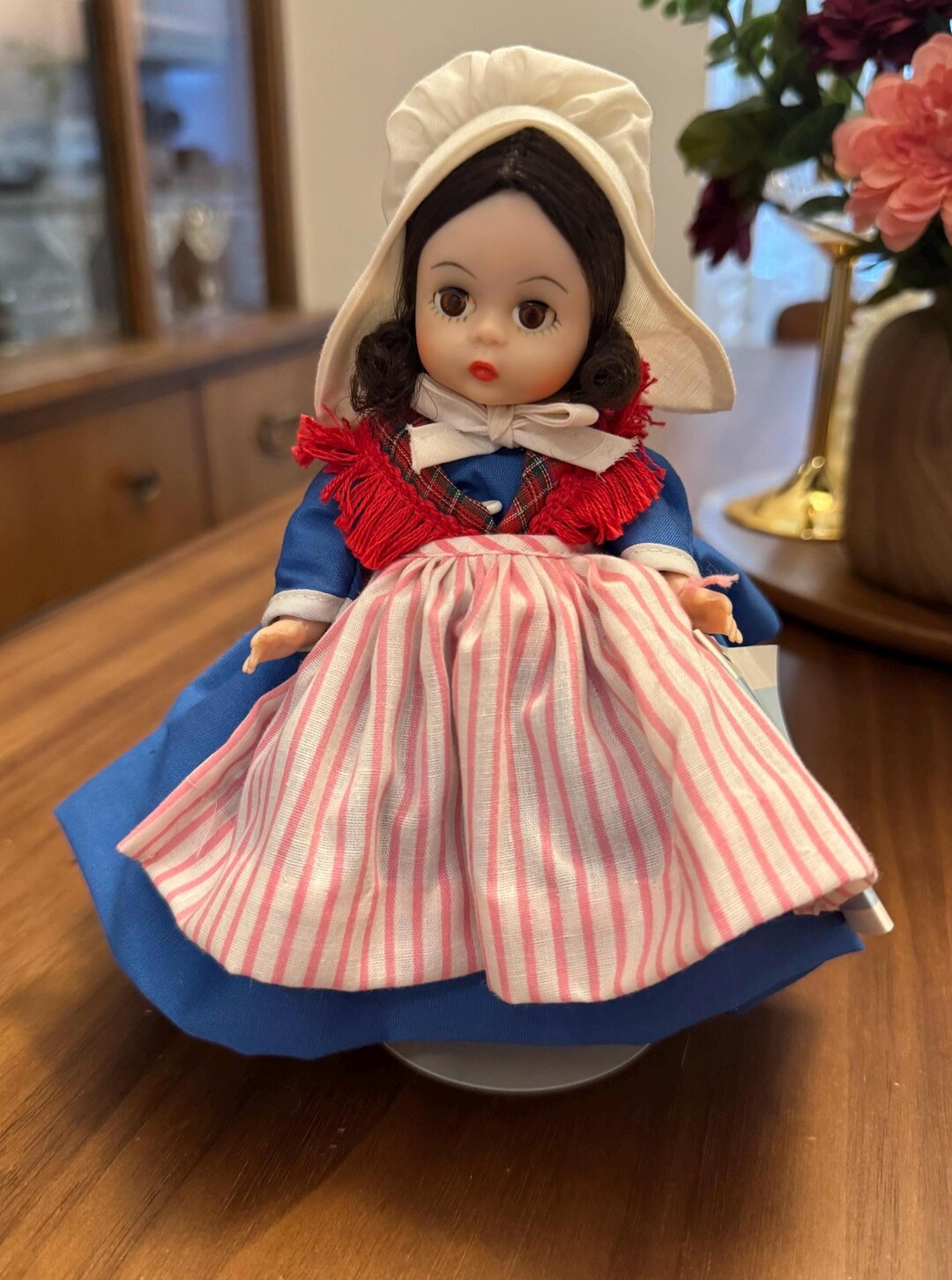 Poupée Madame Alexander Josephine – 1976 – Tête Articulée – 28 Cm – Vintage