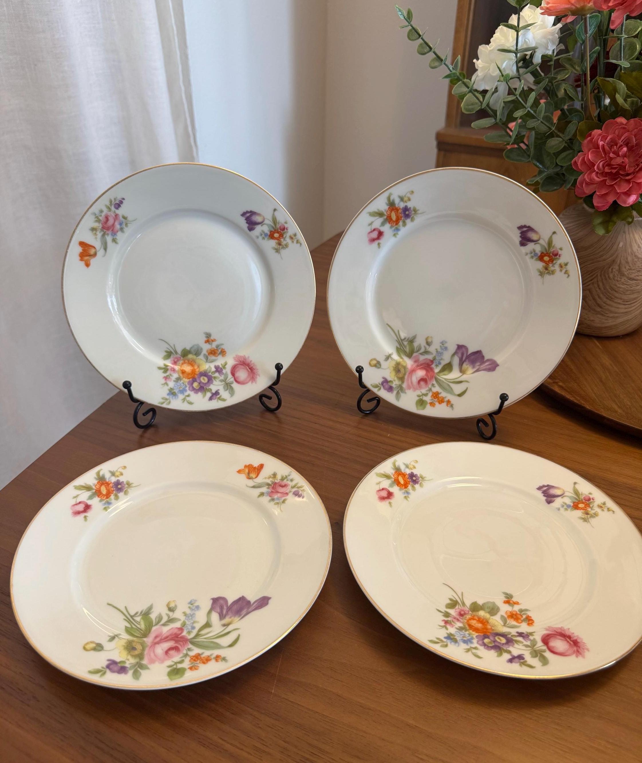 Vintage Thomas Bavaria Germany Lakewood China Set of 4 White