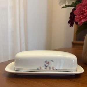 Vintage Princess House Heritage Blossom Porcelain  Covered Butter Dish- White with Blue & Pink Florals- Japan