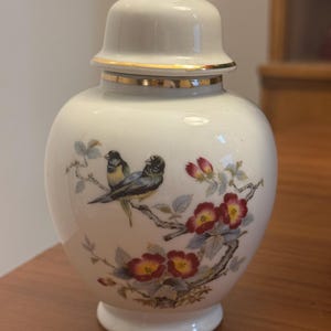 Vintage Andrea by Sadek Porcelain Ceramic Ginger Jar- Flowers and Birds with Gold Trim- Japan