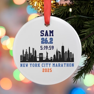 Gepersonaliseerde NYC-marathonornament - dubbelzijdig cadeau hardloper, racememorabilia