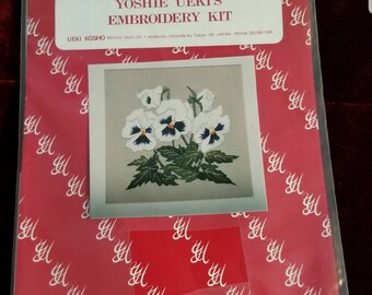 Embroidery Yoshie Ueki's White and Blue Pansies Made in Japan Embroidery kit 15x 15cm NIP