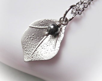 Silver leaf charm necklace, silver and grey black pearl necklace, romantic flower charm pendant crystal pearl, gift for her, bridal wedding