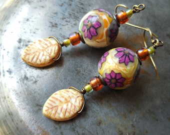 Floral earrings flower leaf pattern earrings polymer clay beads long boho hippie style floral hand made daisy leaves glass grunge jewelry