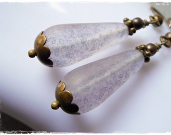 Lavender Mauve Drop earrings, Czech glass and brass pale purple violet teardrop long dangle earrings bronze earrings romantic vintage look