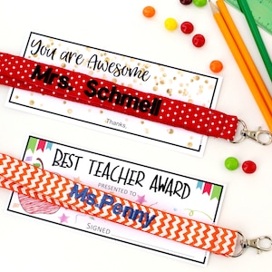 Schlüsselband personalisiert mit Schulfarben, Lehrer-Wertschätzung, Lehrer-Geschenk, Lehrer-Schlüsselband, personalisiertes Lehrergeschenk, Band-Id-Halter