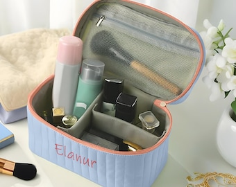 Cosmetic Bag,Wash Bag,Makeup Pouch,Bridesmaids Toiletry Bag,Personalized Makeup Bag,Cosmetic Pouch,Bridal Shower Gift,Wedding Makeup Bag