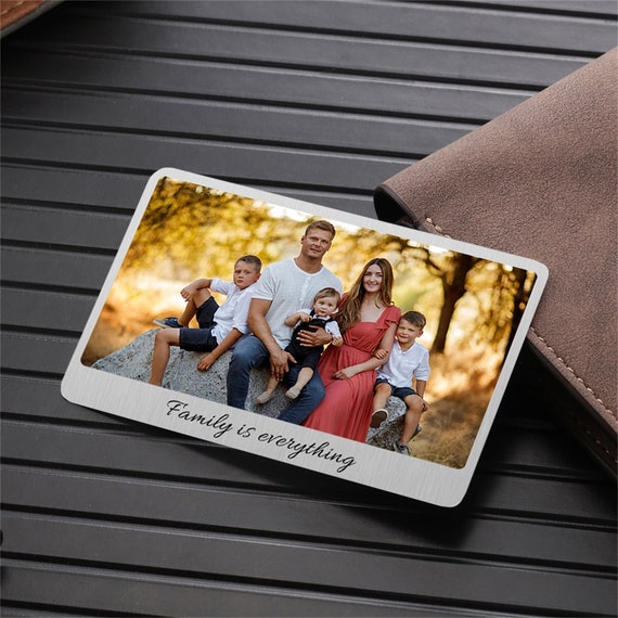 Seaside Memories - Personalized Wallet Card - Unique Gift For Couple