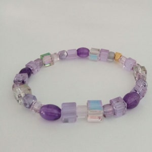 Purple Cube Crystal and glass Stretch bracelet.
