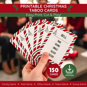 Könnte beinhalten: Eine Hand hält einen Fächer aus Weihnachts-Tabu-Karten. Die Karten haben einen weißen Hintergrund mit rot-grünen Streifen und einem Weihnachtsbaum-Design. Das Wort "BELL" steht oben auf der Karte, mit einer Liste verwandter Wörter darunter. Das Bild enthält auch den Text "PRINTABLE CHRISTMAS TABOO CARDS".