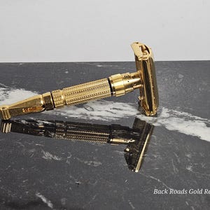 Gillette Toggle - Etsy