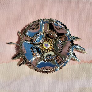 Vintage Silver Tone Floral Brooch Pin-3D Flower Pin Brooch