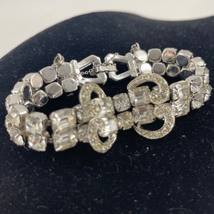 Vintage Beautiful Rhinestone Bow or Butterfly Bracelet