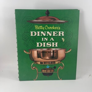 Vintage 1965 Betty Crocker&#39;s Dinner in a Dish Kookboek harde kaft, spiraalgebonden, eerste editie