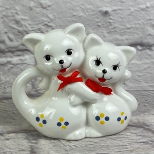 Vintage 1991 Hugging Kittens Cats Hand Painted Figurines CWI