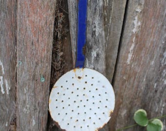 Vintage Blue and White Granite Strainer