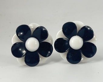 Pair of Vintage Black and White Floral Clip-On Earrings