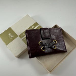 vintage NIB bordeaux Princess Gardner porte-cartes de crédit tripartite en cuir français pour femme, veau de buffle