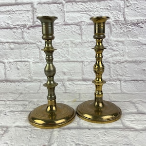 Pair of Vintage MCM 1950’s Era Brass Candlestick Holders Candleholders Round Bases