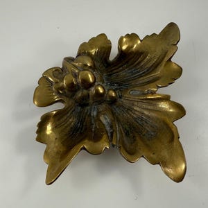 Vintage Very Detailed Brass Leaf Trinket Dish or Ashtray