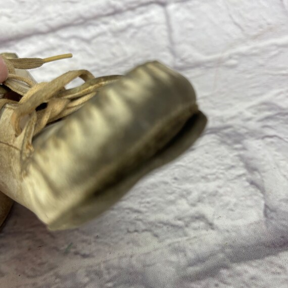 Vintage Well Worn White Leather Baby Crib Shoes - image 5
