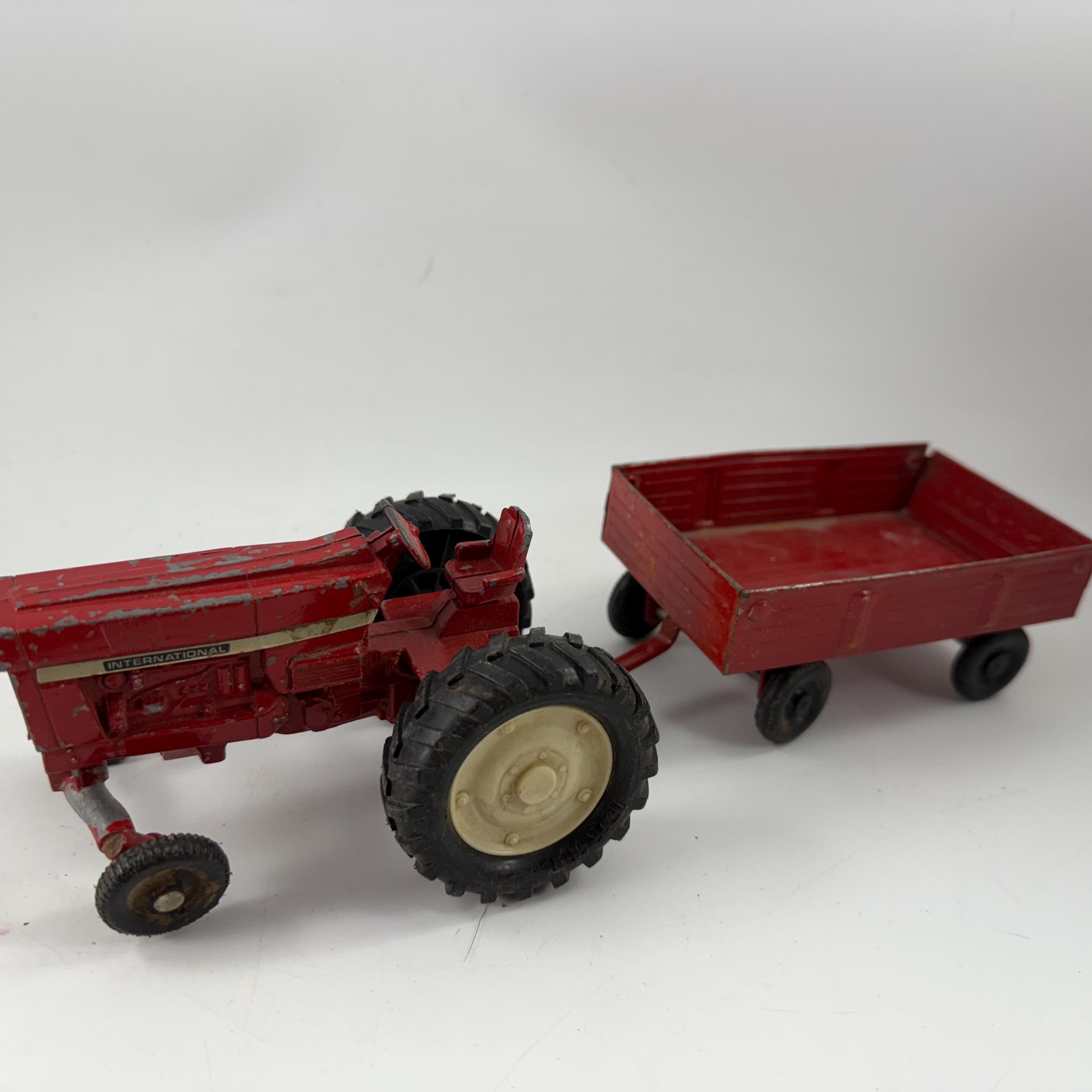 Vintage Well Loved Ertl IH Diecast International Harvester Tractor