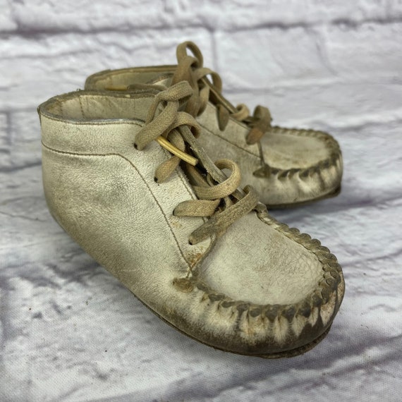 Vintage Well Worn White Leather Baby Crib Shoes - image 2