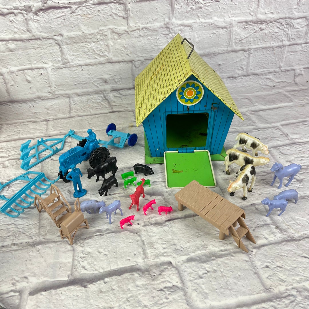 Vintage Ohio Art Tin Toy Barn With Assorted Animals and Etsy